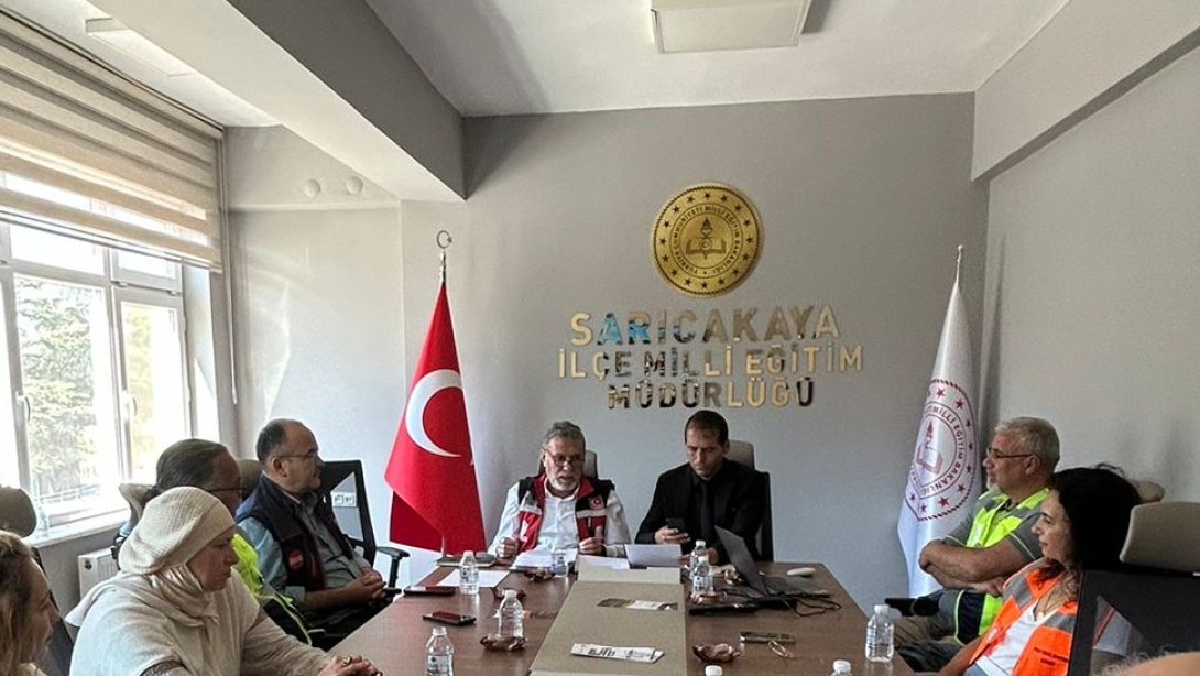 ESKİŞEHİR İSGB BİRİMİ 2025-2026 EĞİTİM ÖĞRETİM DÖNEMİ  İLK TOPLANTISINI SARICAKAYA'DA YAPTI